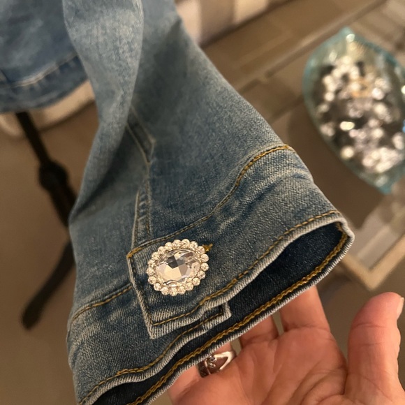 🆕 Berek Paris Pearls & Rhinestones Paris Denim Jacket - Picture 8 of 17